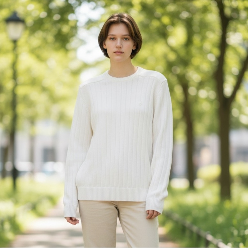 Nautica Men’s White Elegant Crew Sweater